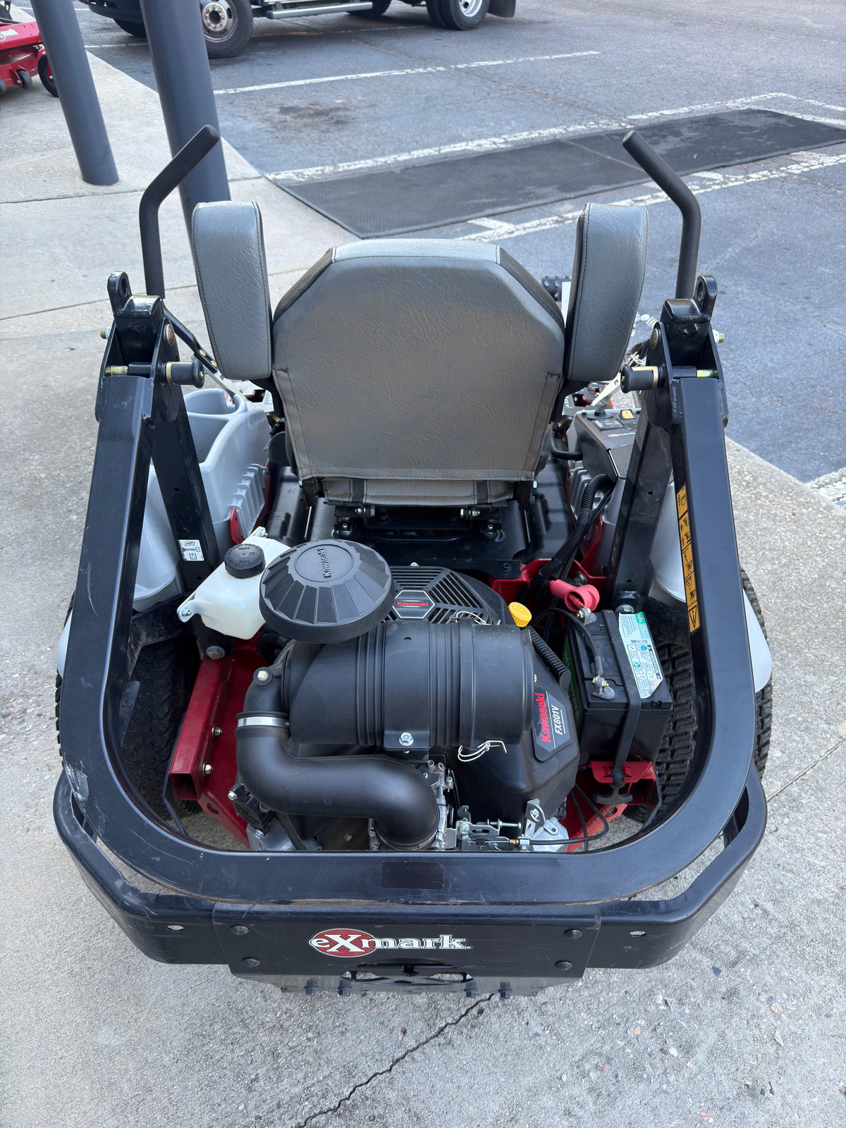 Demo Exmark Lazer - LRE801GKA524A3